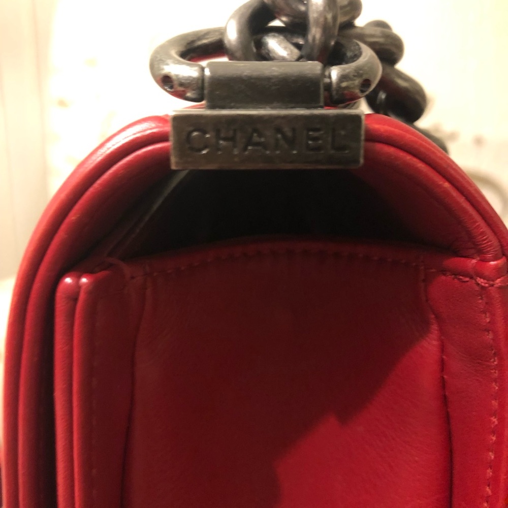 Chanel le Boy old medium calfskin w ruthenium hw - Picture 3 of 8